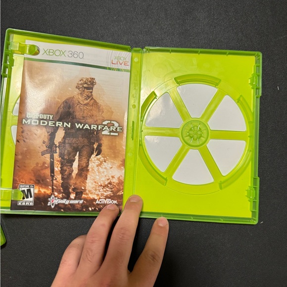 Call of Duty Modern Warfare 2 box only - Picture 2 of 2